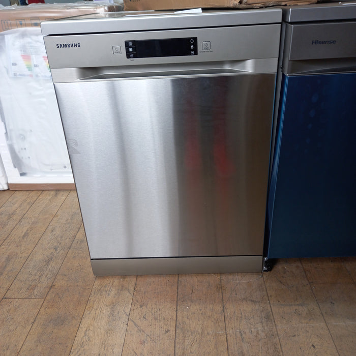 Grade A SAMSUNG Series 7 DW60CG550FSREU Full Size Dishwasher - Stainless Steel BB6233