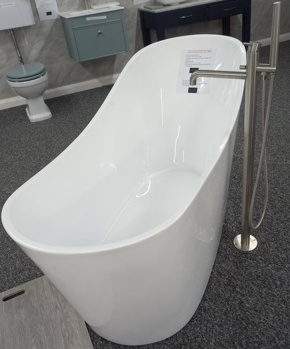 Ex-Showroom Ikstar bathrooms Clearance Special Price Includes everything in the Pictures