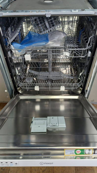 Grade A INDESIT D2I HL326 UK Fully Integrated Full-size Dishwasher - White -BB7806