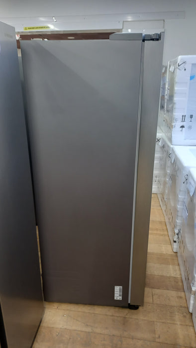 Grade A SAMSUNG Series 7 SpaceMax RS68CG852ES9 American-Style Smart Fridge Freezer - Matte Stainless BB7902